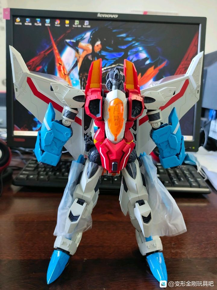 TT Hongli PF-01 Red Falcon Unboxing and Comparison Images T-Beast